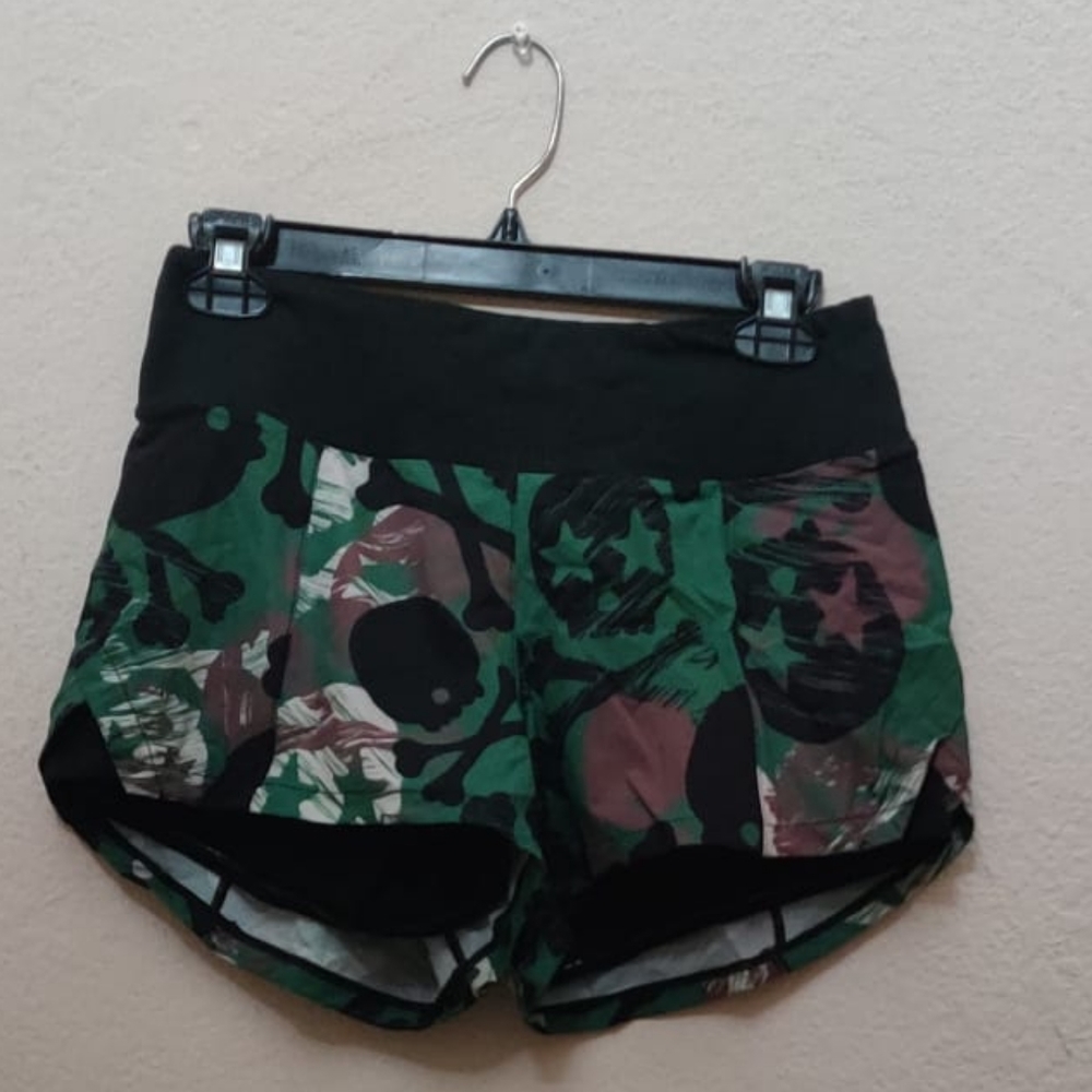 Constantly Varied Gear Running Shorts Camo Skull XS NWOT
